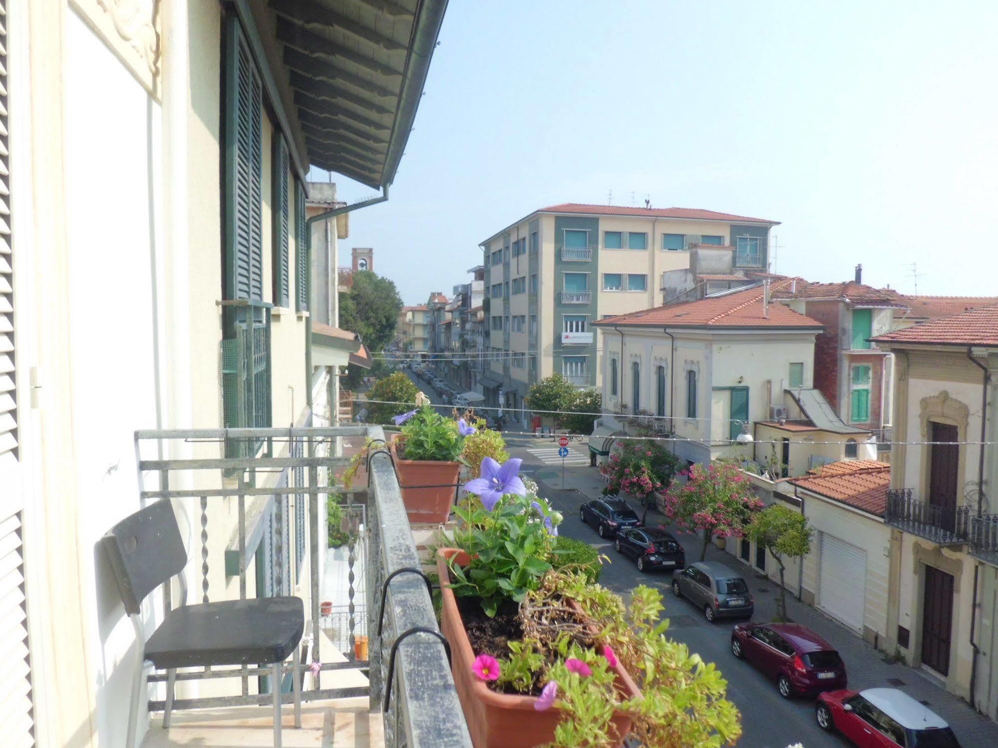 Hotel Villa Morgana فياريجيو المظهر الخارجي الصورة